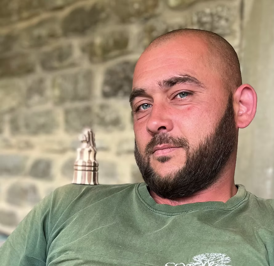 Vova, Groundsman at Cotswold Tree Care